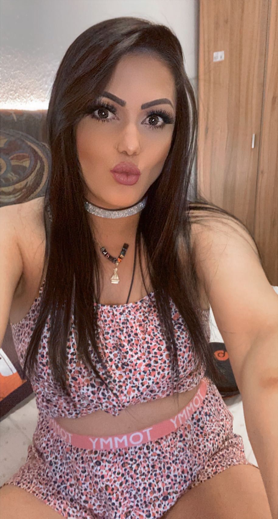 696866278|PATY|Puta