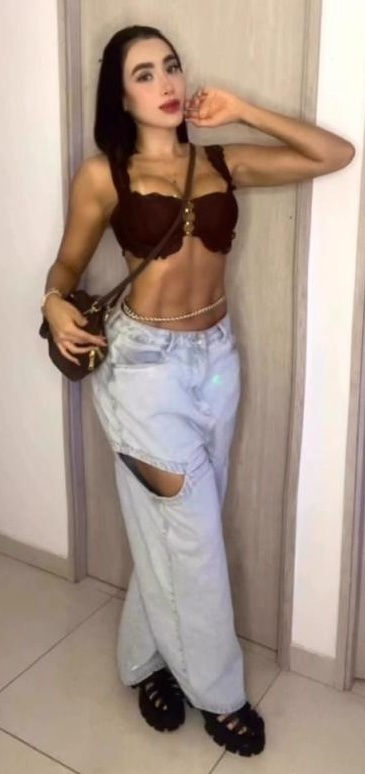 658921143|CALA|Chica