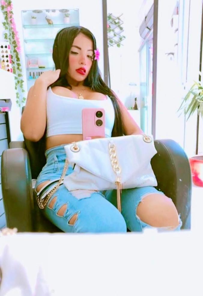 603966873|CELESTE|Chica