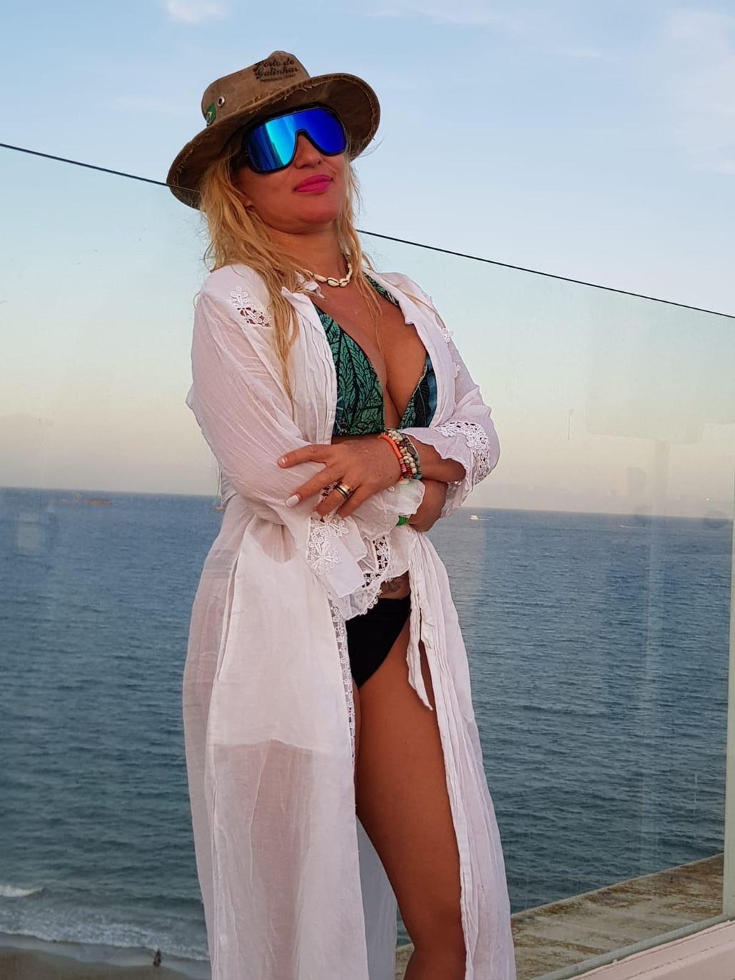 684802856|FERNANDA|Chica