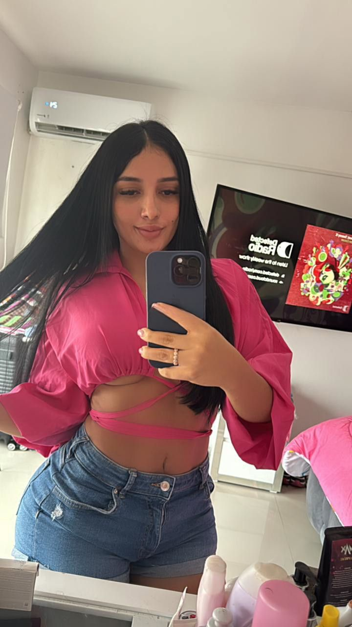 687051708|ANTHONELA|Chica