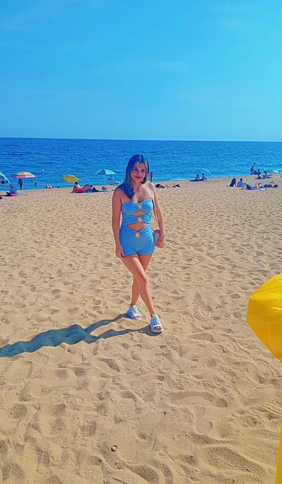 654718839|AICHA|Chica