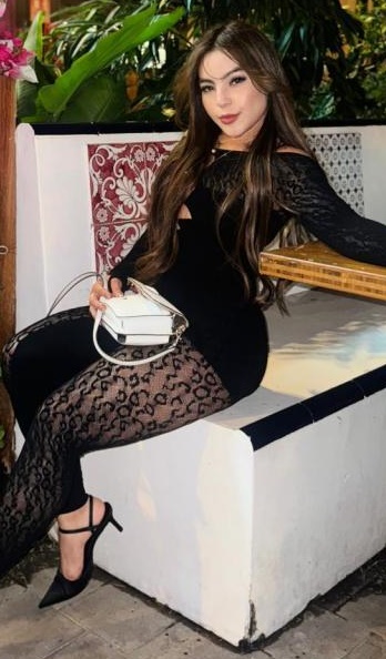 697914641|VALENTINA|Chica