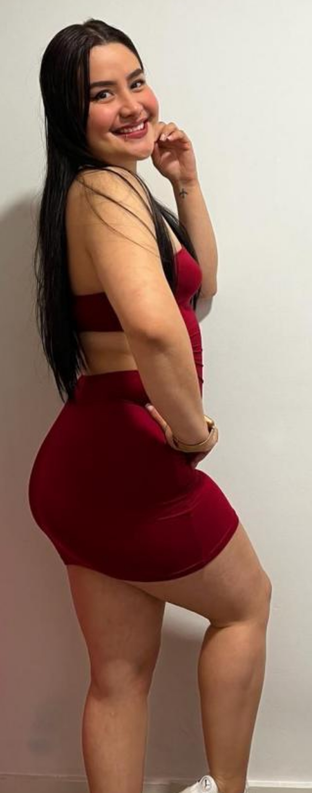 642077650|SARA|Chica
