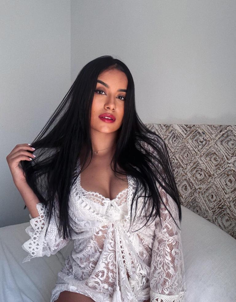 641983454|THAIS|Chica