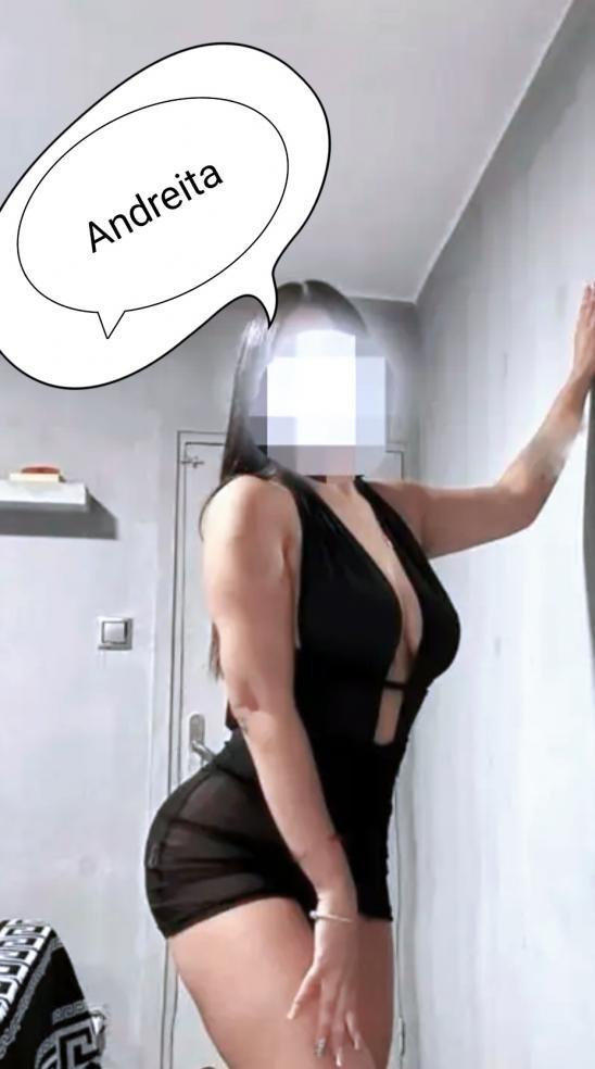 631745749|ANDREA|Chica
