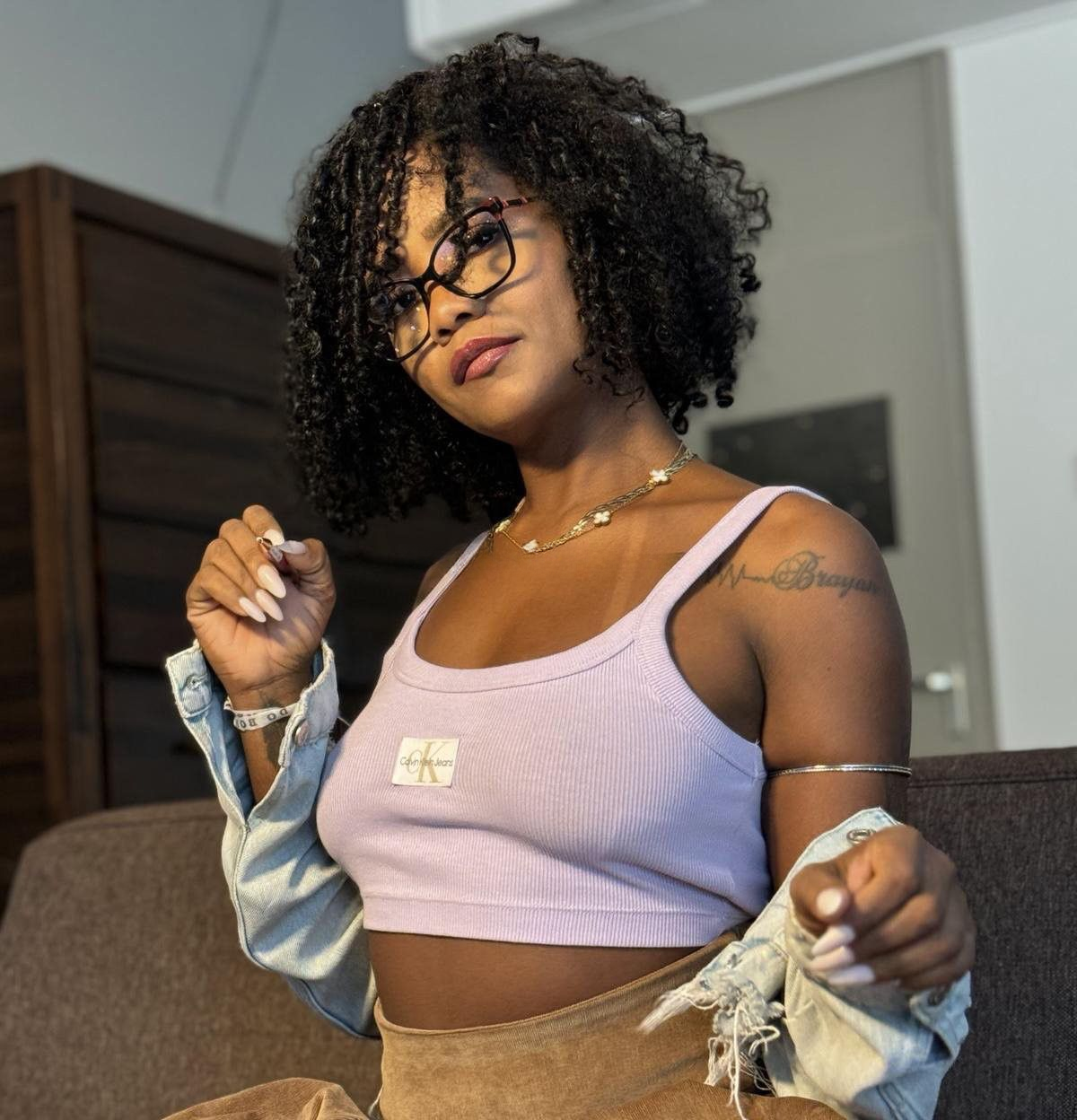 641198466|THAIS|Chica