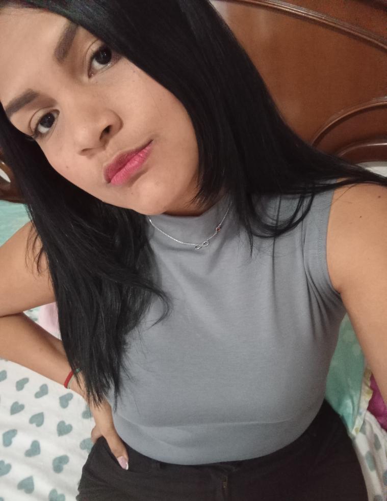 611268007|LARA|Chica