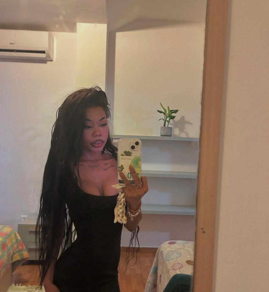 691860882|CATA|Chica
