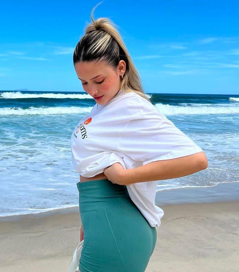 637241072|MANUELA|Chica