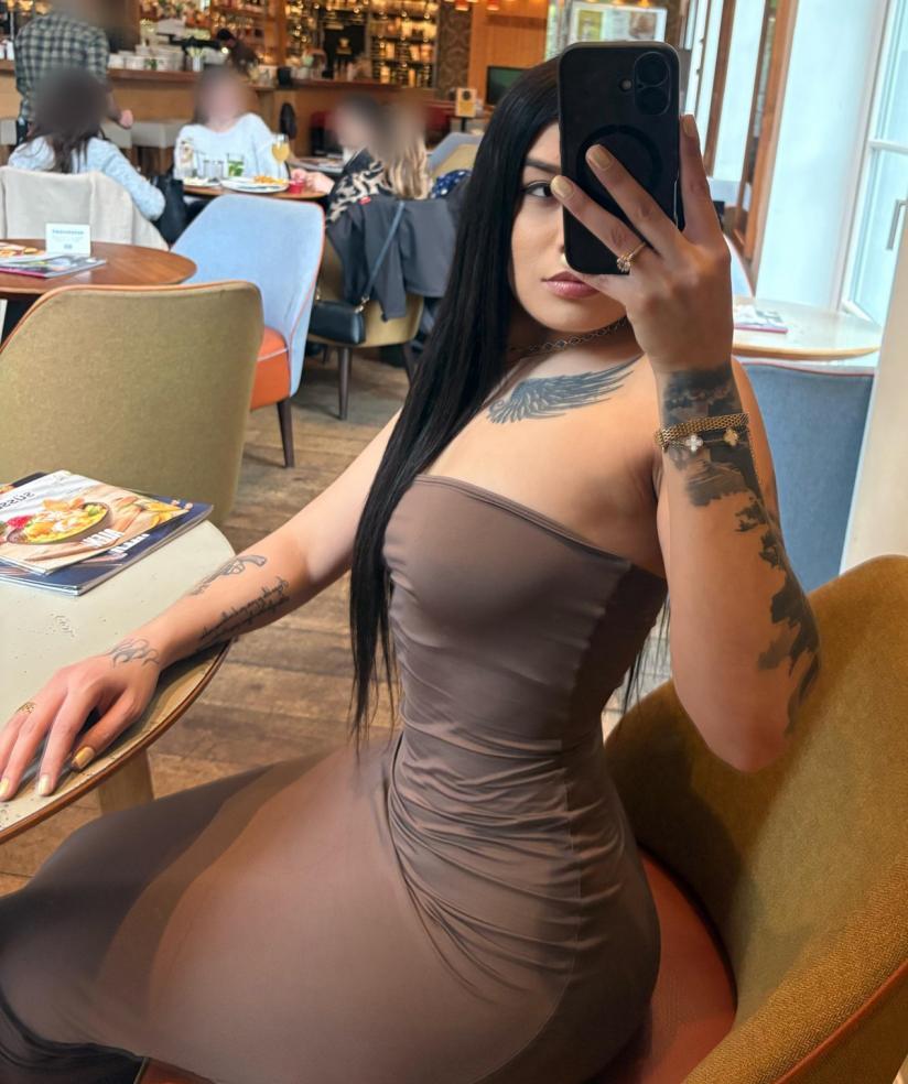 611687417|GIA|Chica
