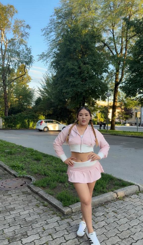 663728155|CRISTAL|Chica