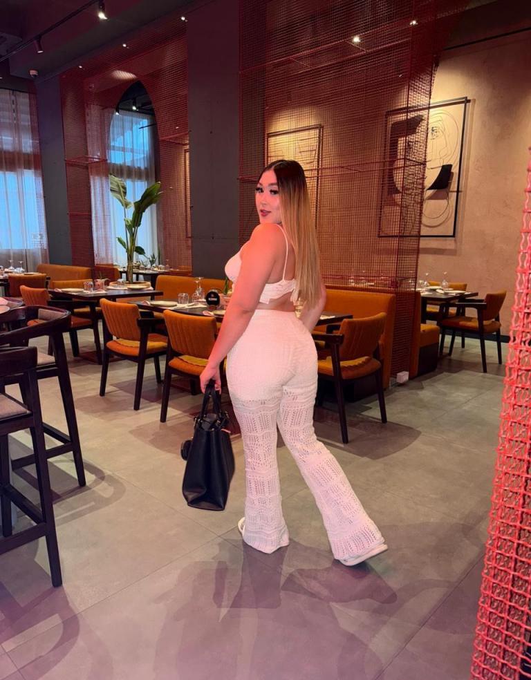 663728155|CRISTAL|Chica