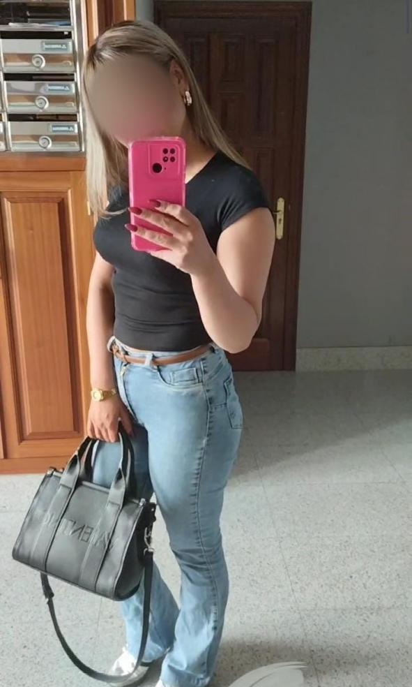 613658805|ANGY|Chica