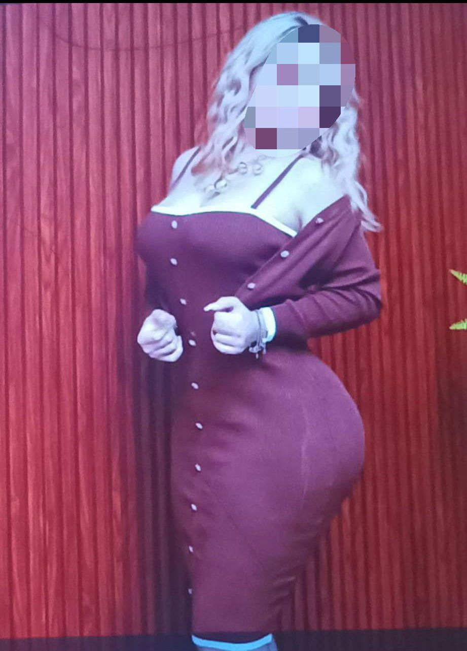 604228571|ANYI|Chica