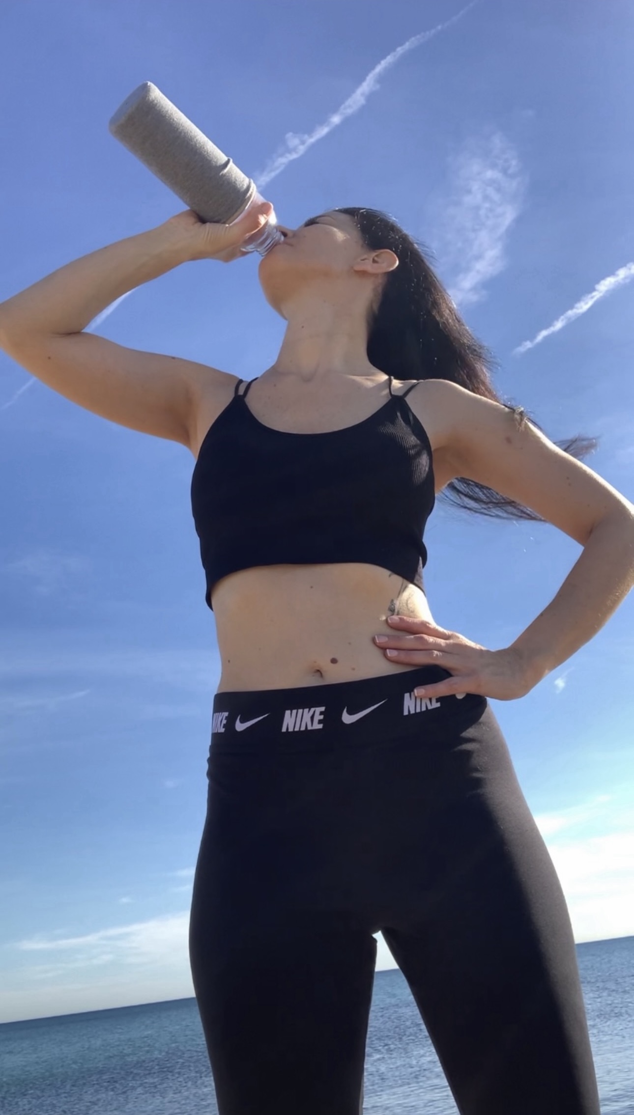 695148498|NúRIA|Chica