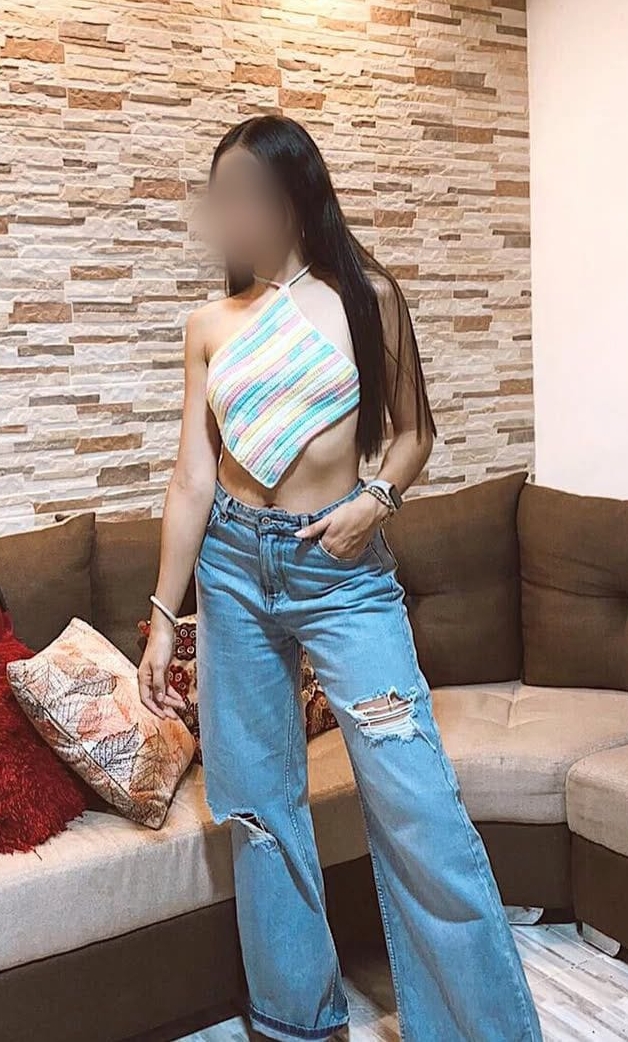 611833483|DANIELA|Escort