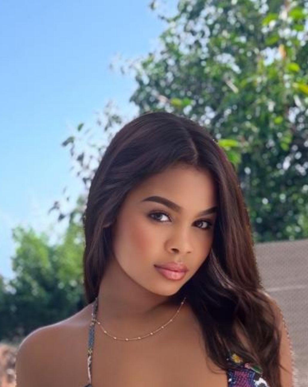 643368029|ASHLEY|Chica