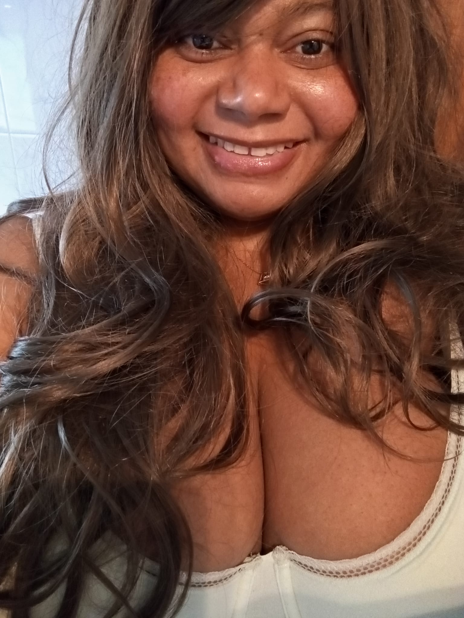 628881992|ALICIA|Chica