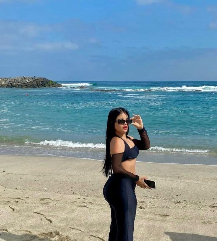 605574306|MIA|Chica