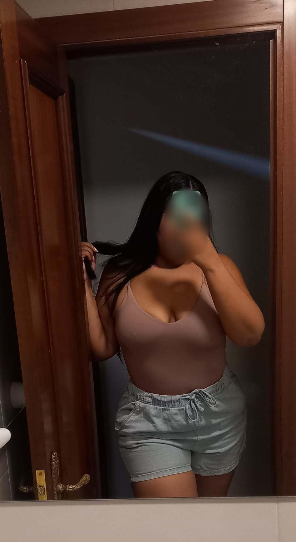 613592687|NATI|Chica