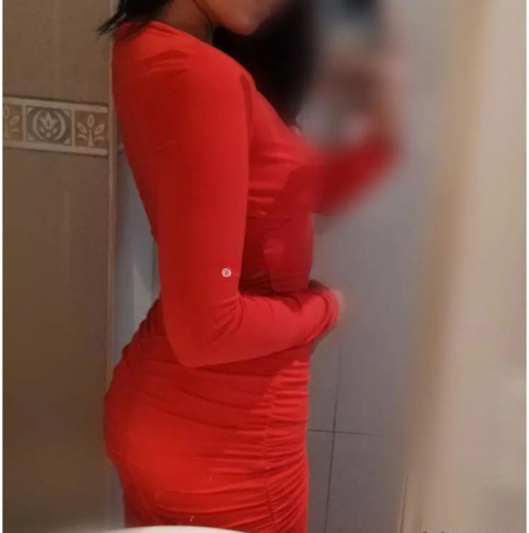 613661055|EMMA|Chica