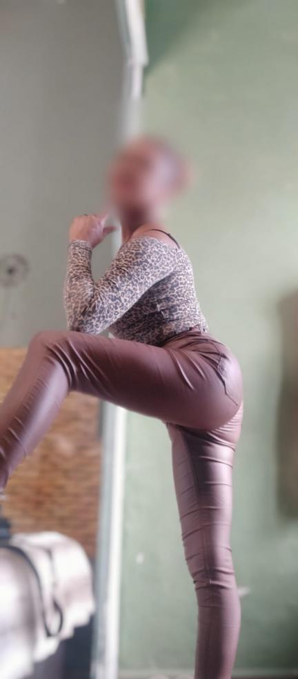 611292513|VICKY|Chica