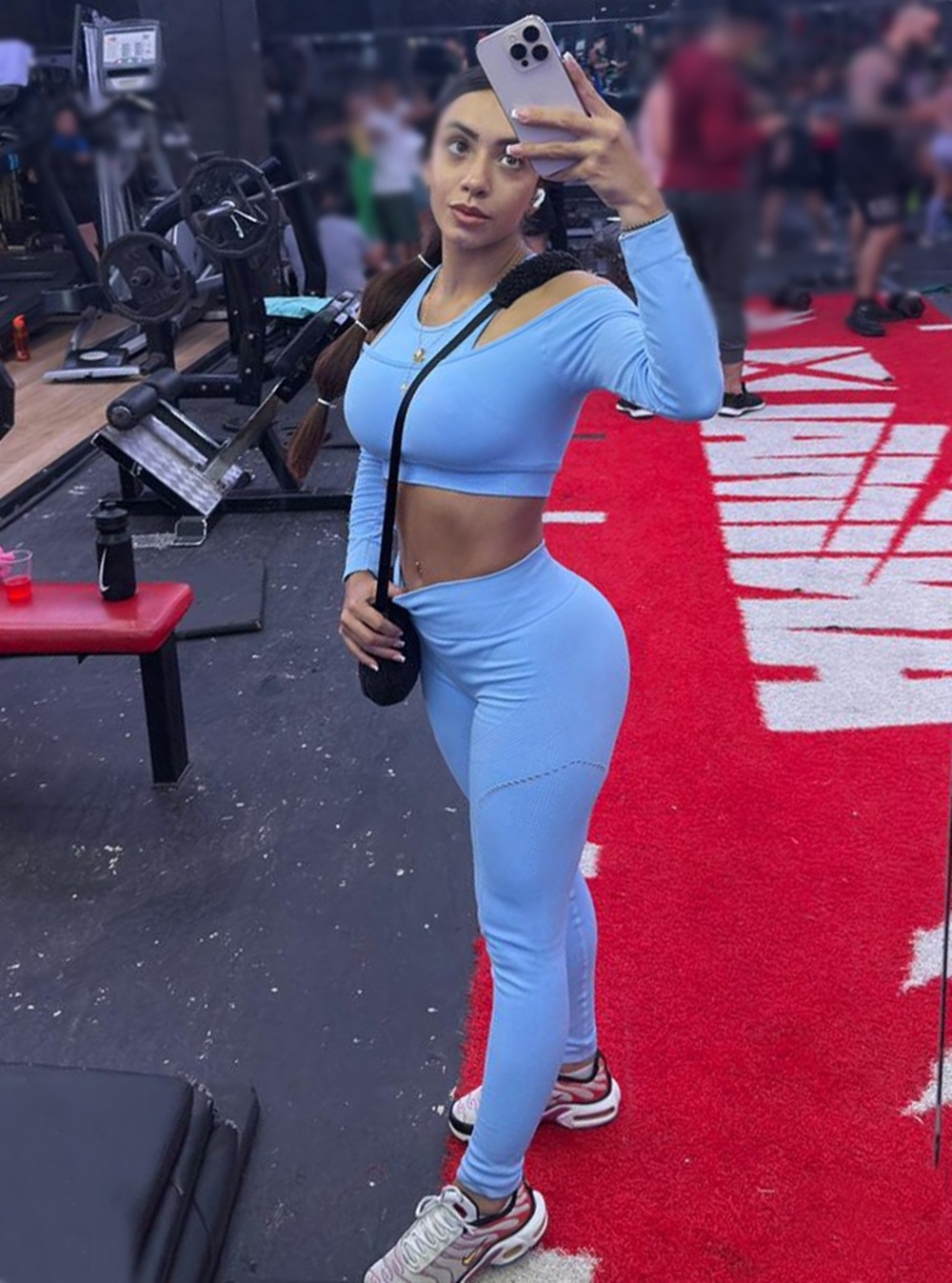 602470327|PARIS|Escort