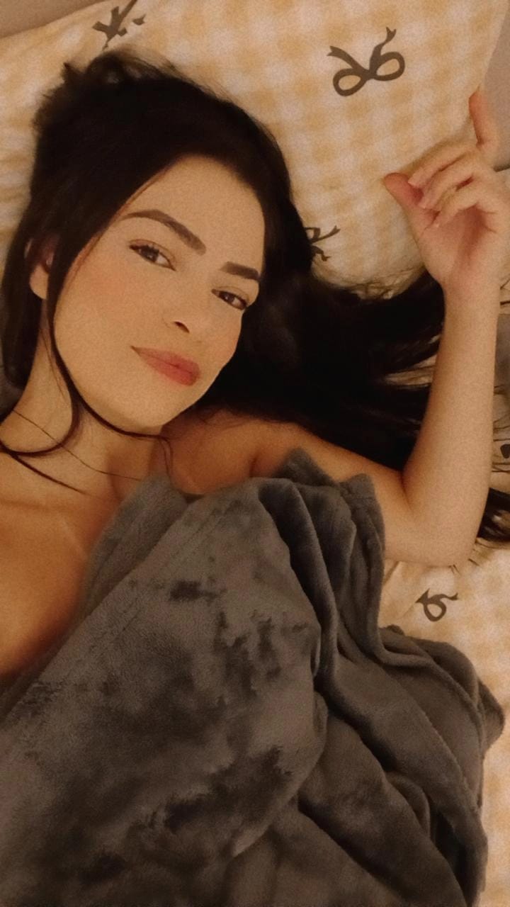 672425680|ANTONELA|Puta