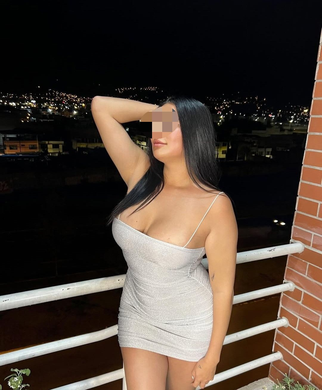 611259251|VENEZOLANA|Chica