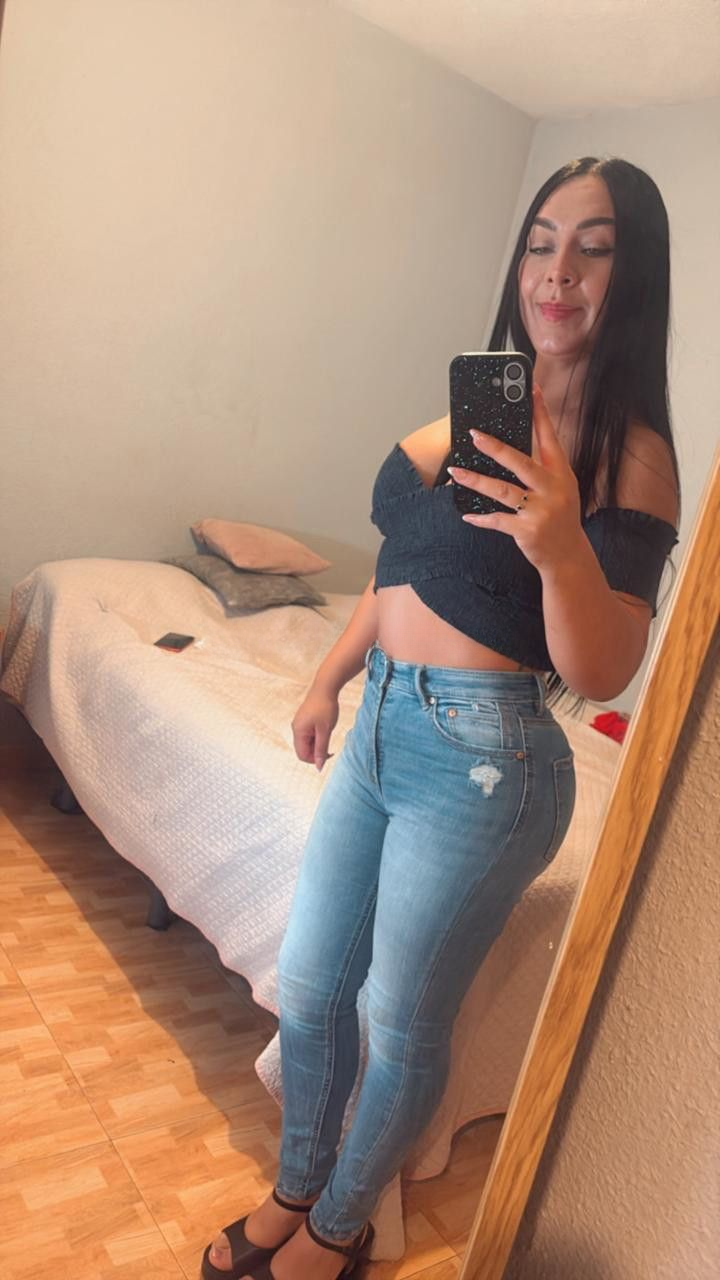 663333385|VALERY|Chica