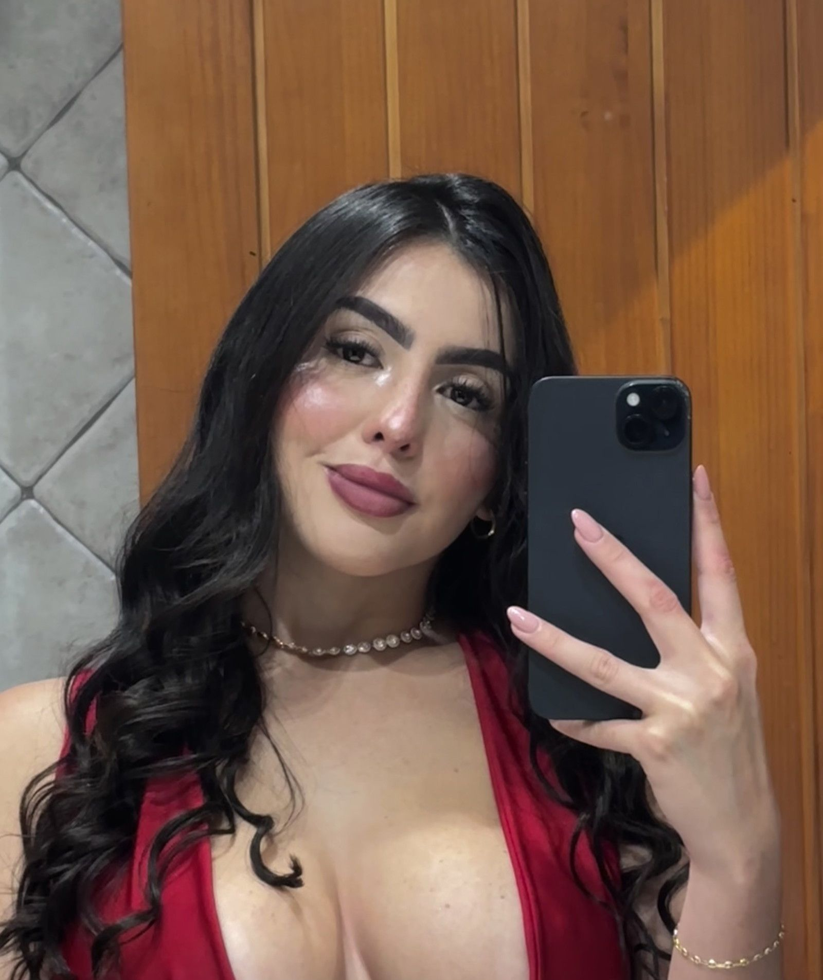 635719446|CAROLINA|Chica