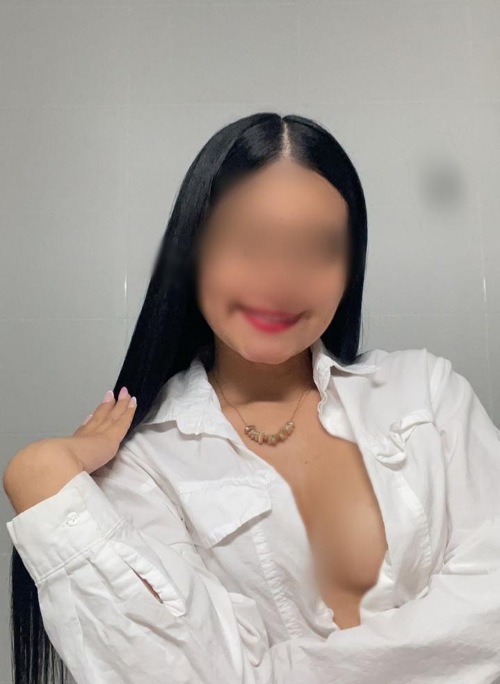 651120499|LUCIANA|Chica
