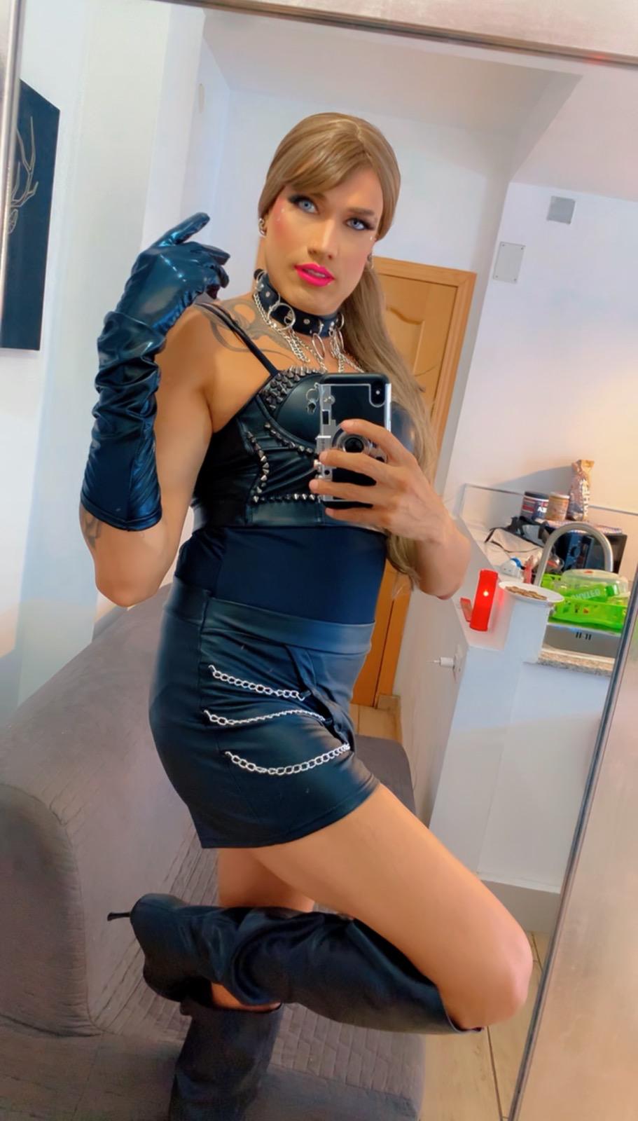 612469457|TERESA|Travesti