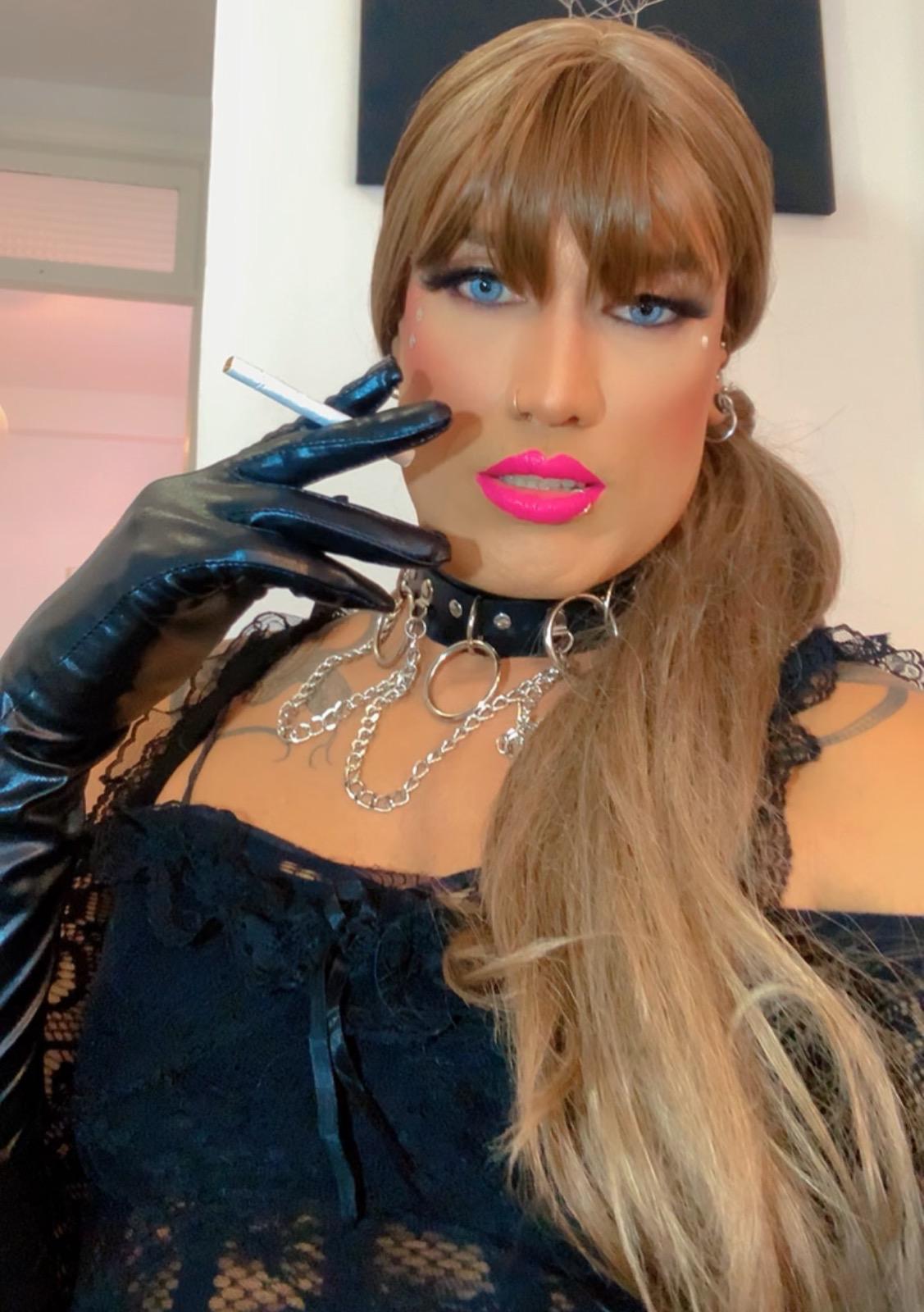 612469457|TERESA|Travesti