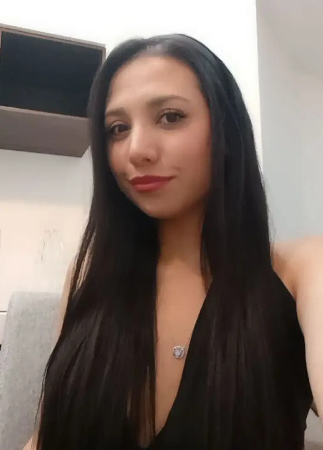 615614029|ISABELLA|Chica