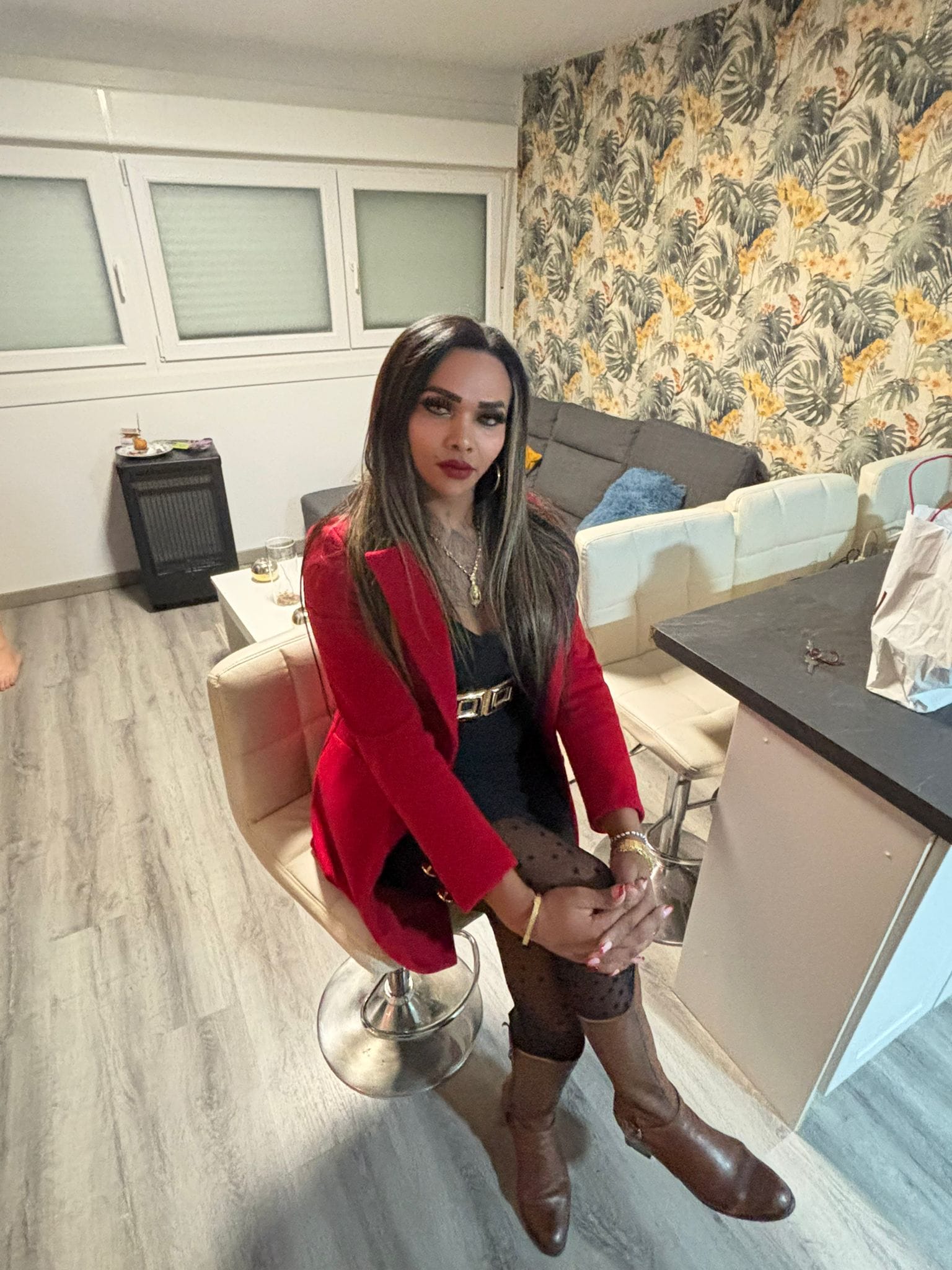 641160562|KYARA|Transexual