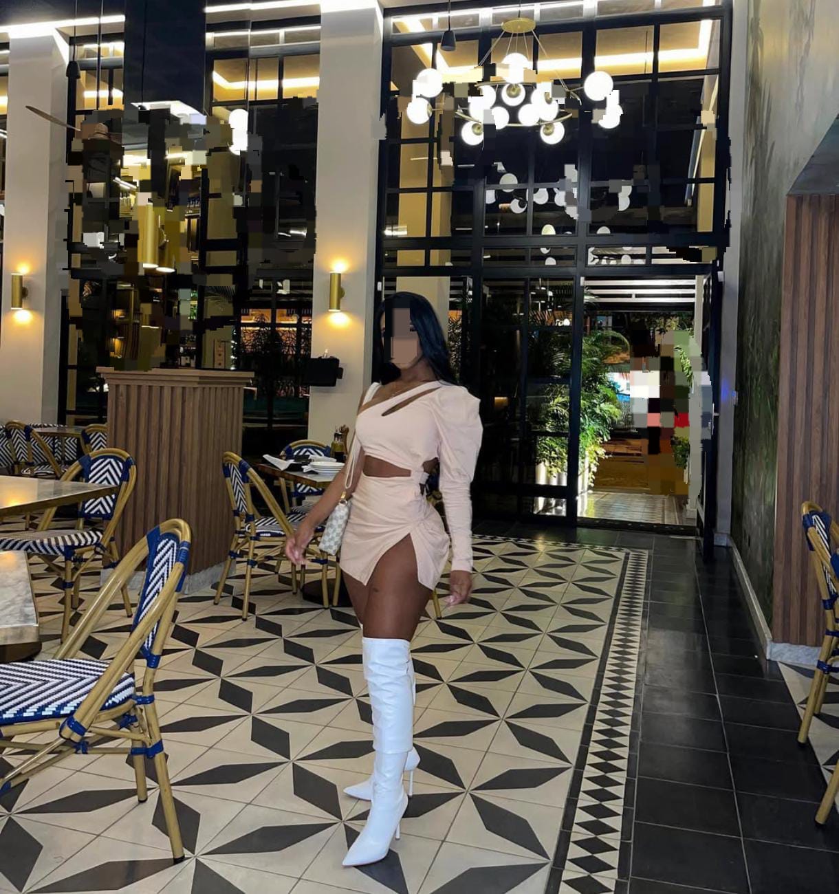624282583|MULATA|Chica
