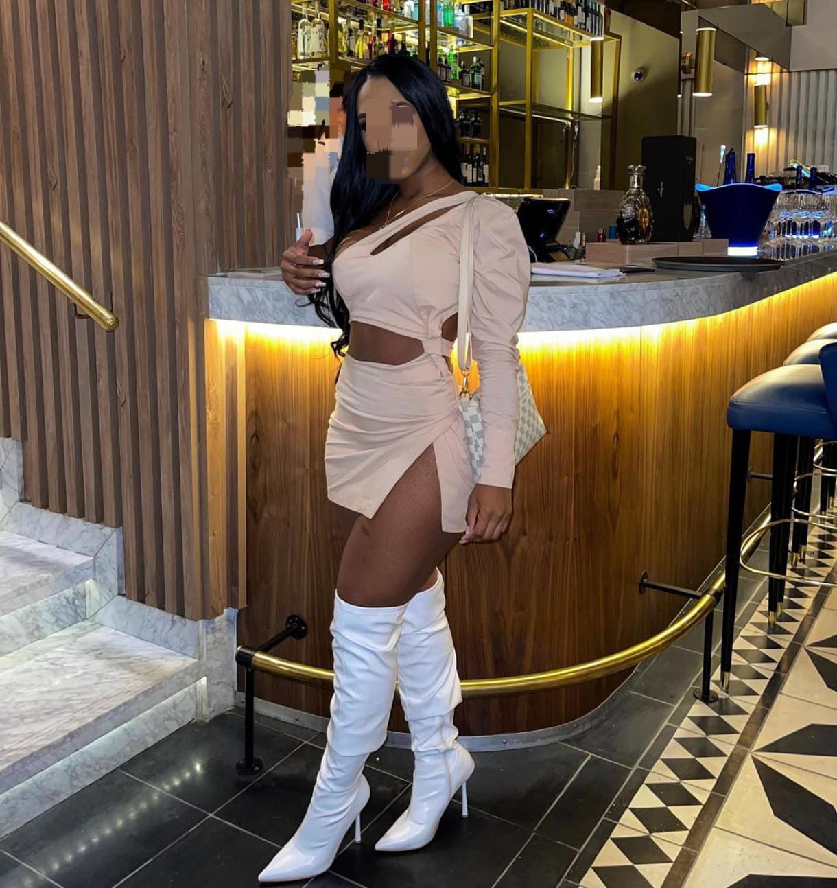 624282583|MULATA|Chica