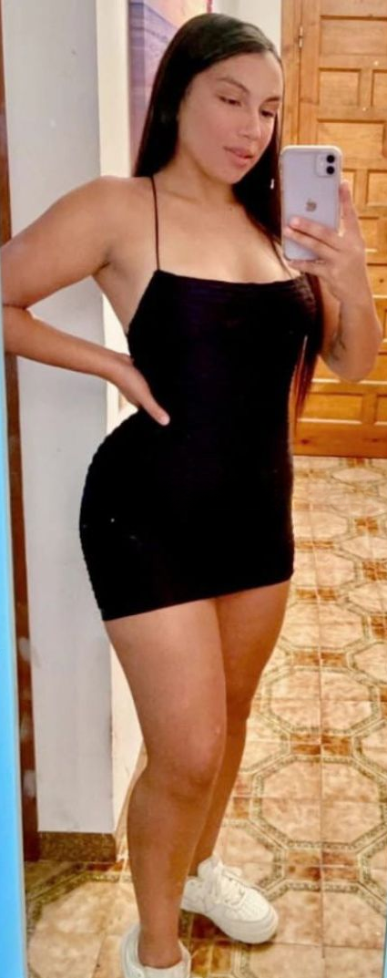 695499478|CELESTE|Chica