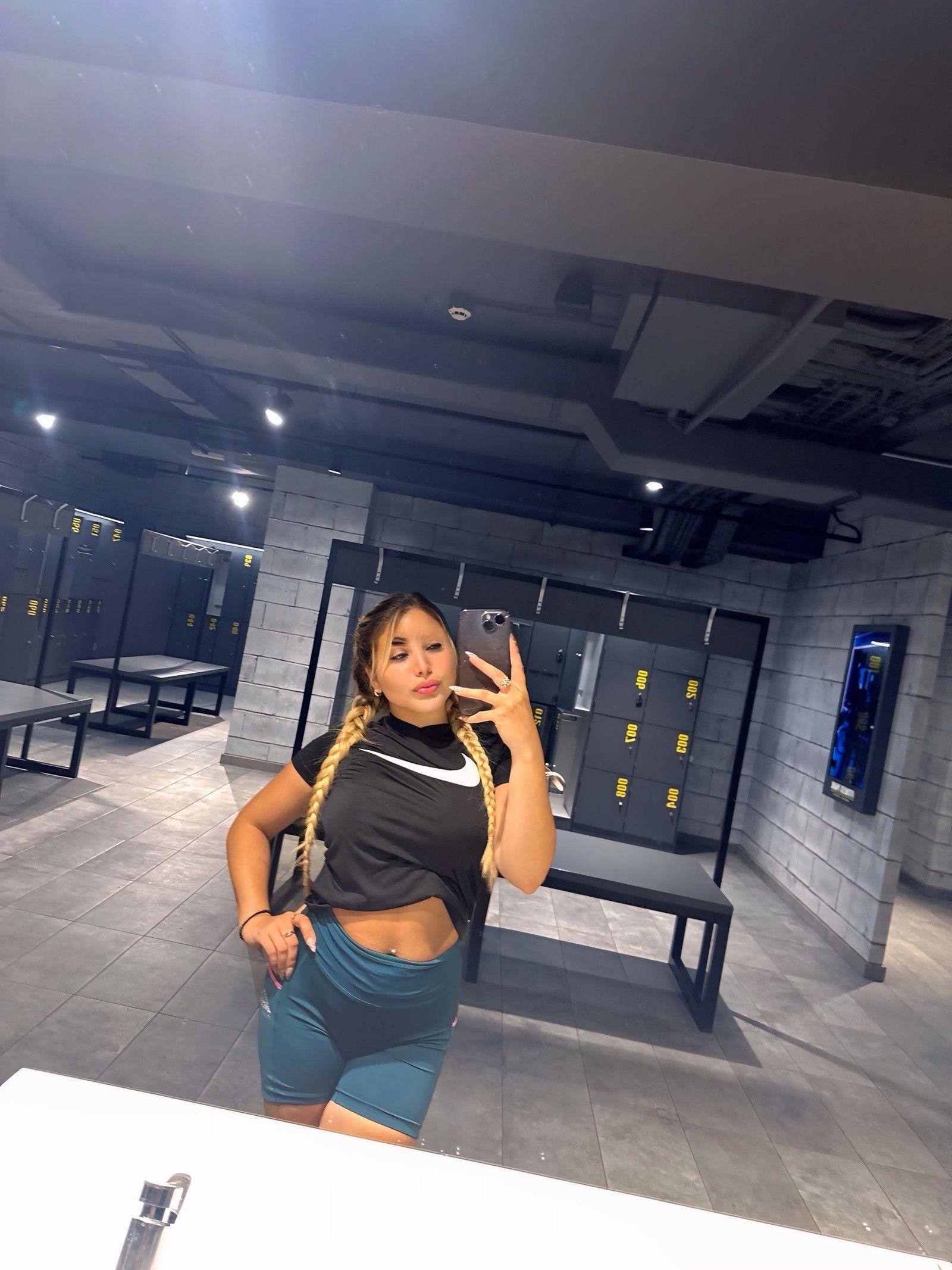 607661267|CAMMI|Chica