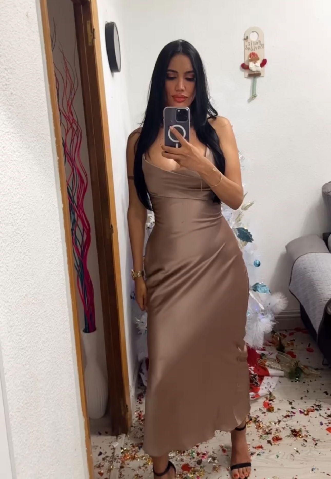665123757|KARLA|Chica
