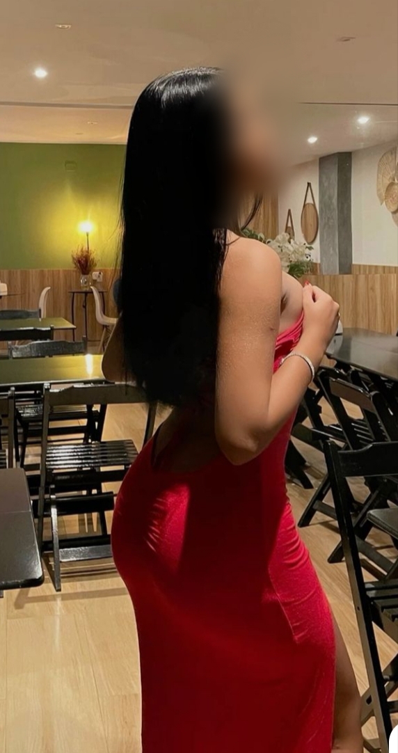 642951918|NATALIE|Chica