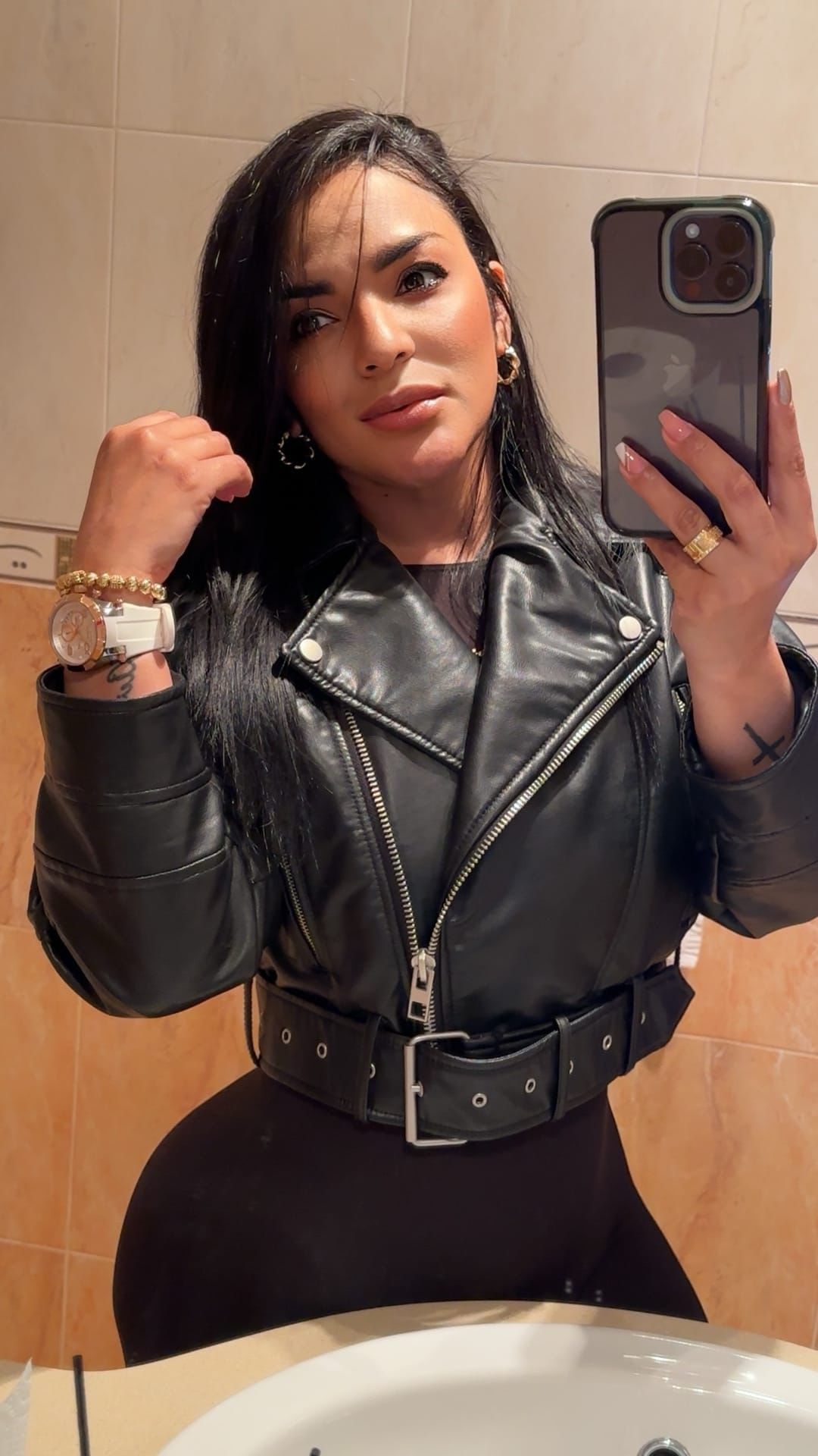 631241620|SAMANTHA KISS|Chica