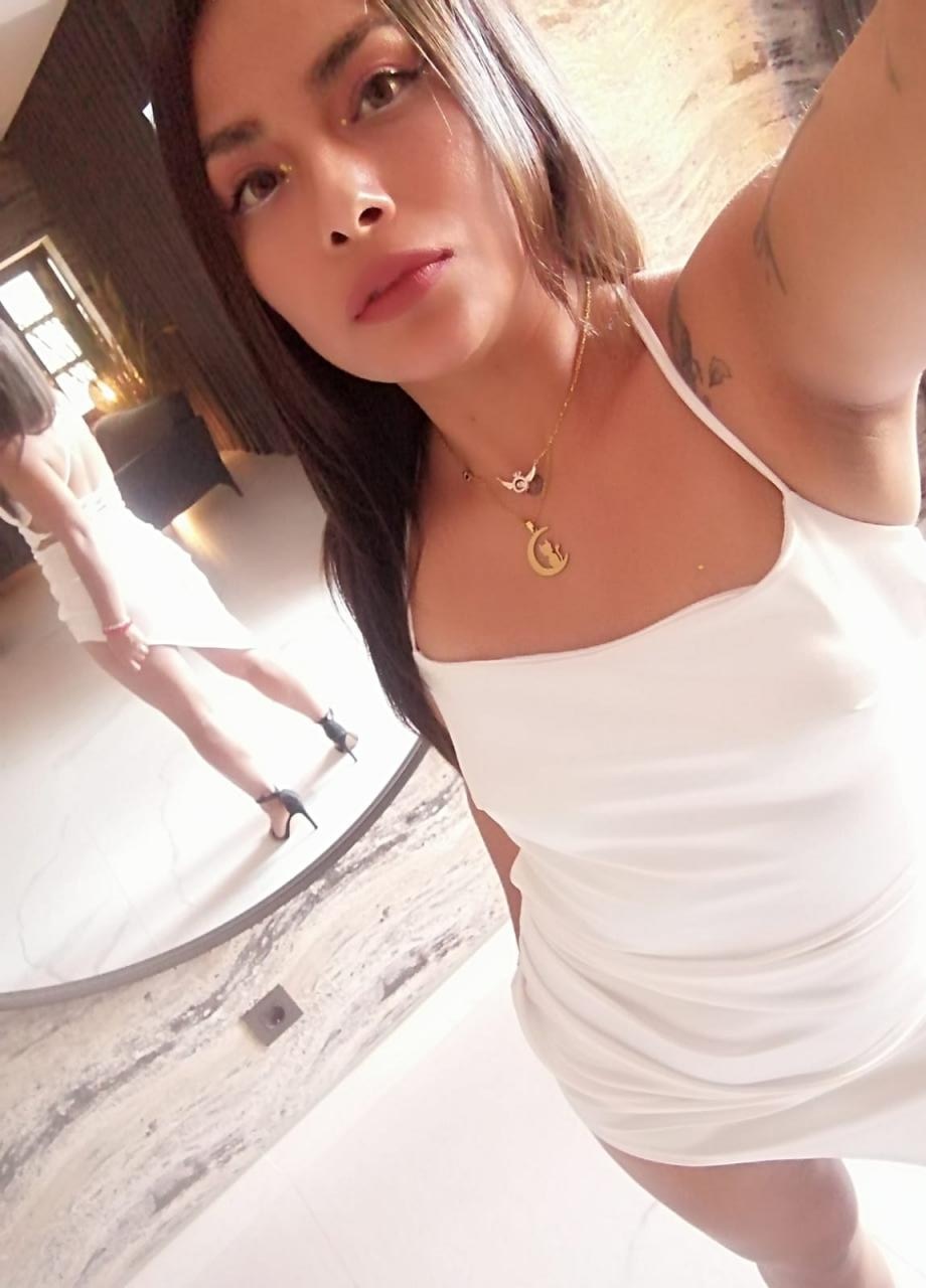634637058|MIA|Chica