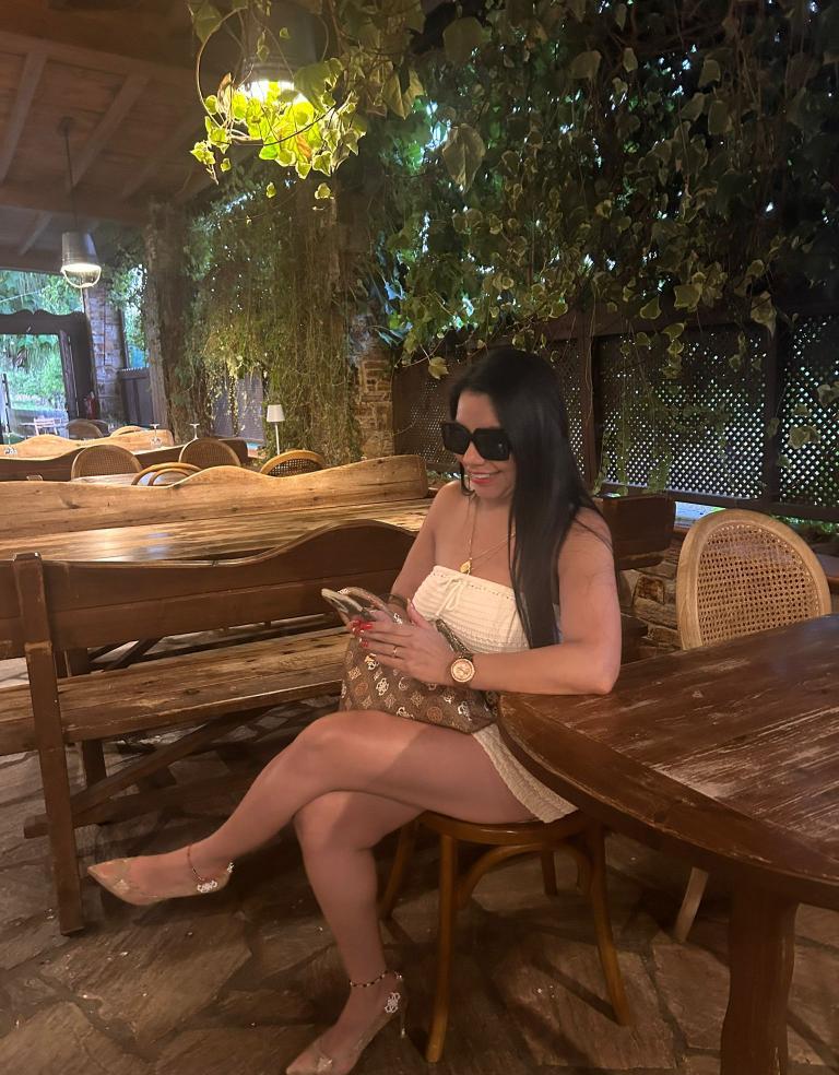613688047|ALEJA|Chica