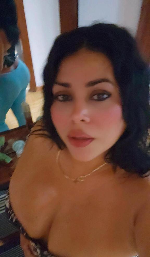 643204781|ANDREA|Chica