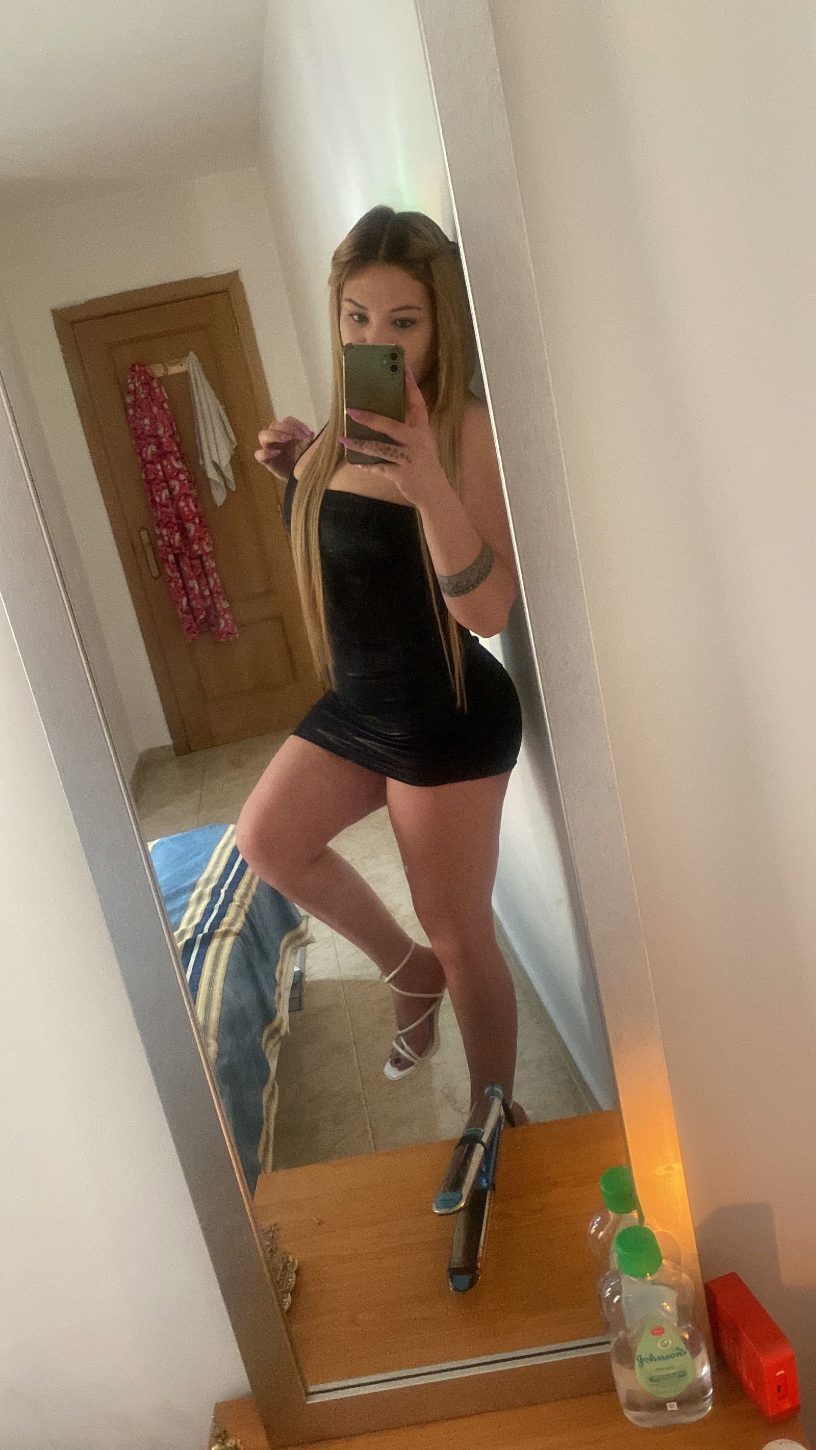 623708574|CLOE|Chica