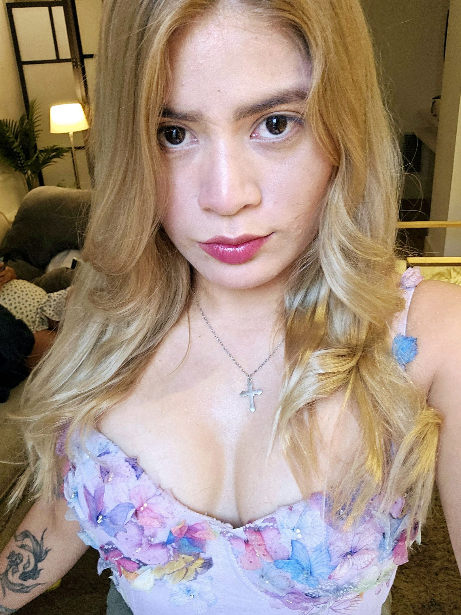 661864199|LILI|Chica