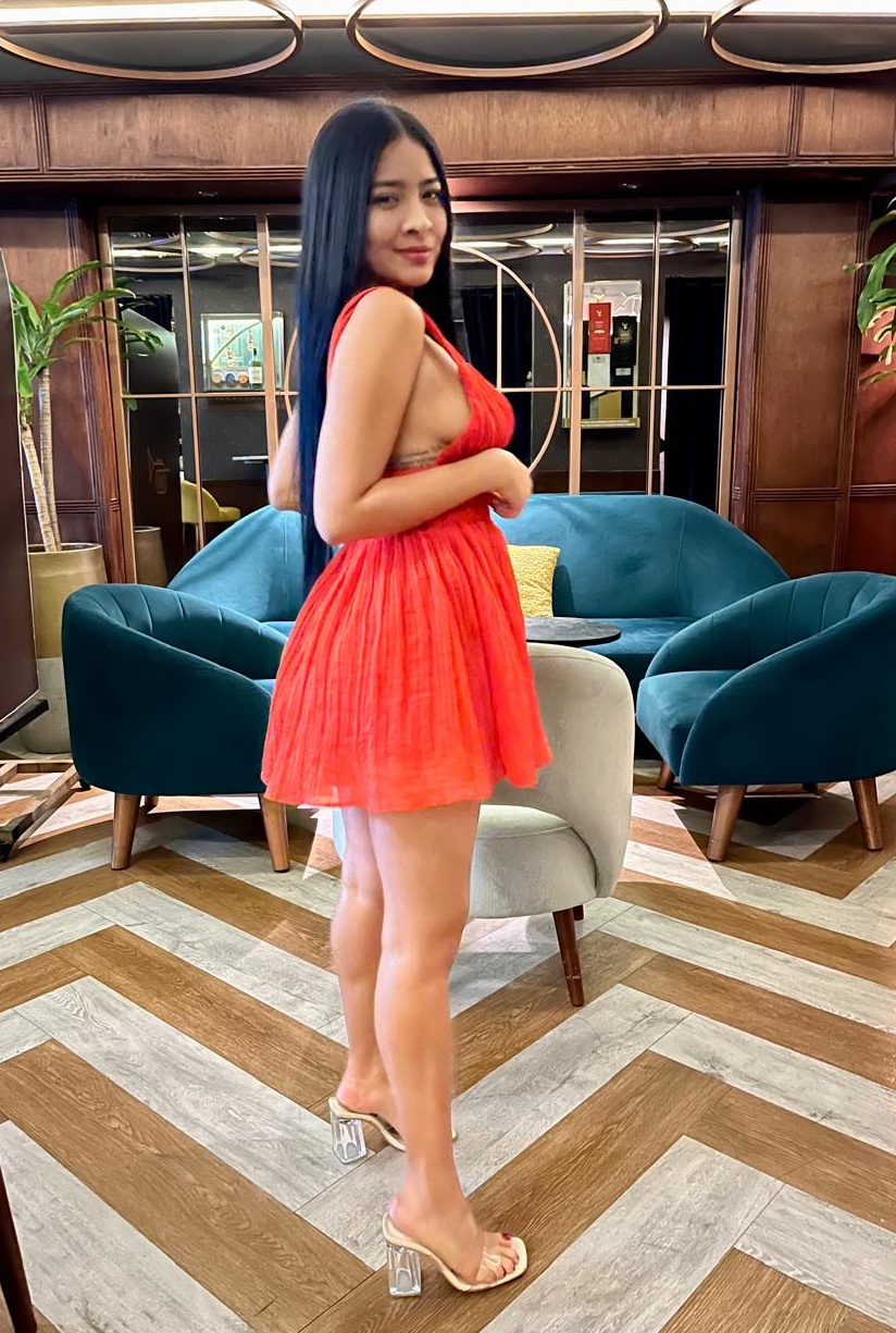 624841740|DAYI|Chica